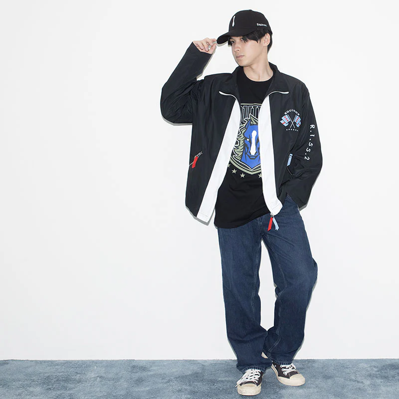 イクイノックス・Tシャツ・エンブレム(黒) - Image 3