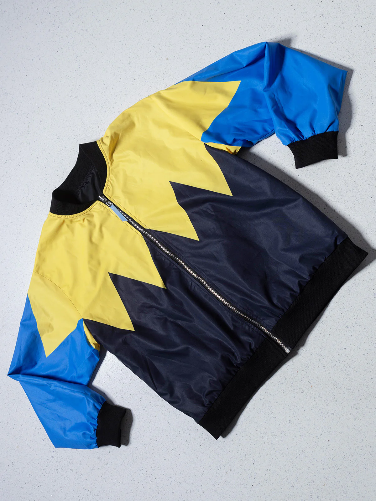 ソダシ・勝負服リバーシブルブルゾン(黒) - Image 4